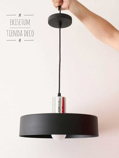 Lampara Olivia- Sombrero Negro - comprar online