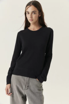 SWEATER BASIC NEGRO - comprar online