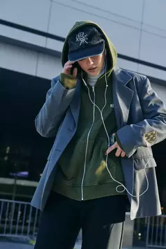 BUZO COMPÁS
