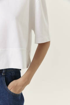 REMERA BOXY CHIPS BLANCA - comprar online