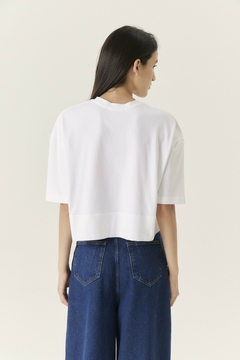 REMERA BOXY CHIPS BLANCA - Chunchon