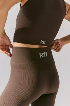 TOP R11 DARK BROWN - Chunchon