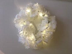 CORONA DE FLORES LED - comprar online