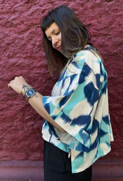 Kimono Cropped CELESTE na internet