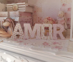 Letras Decorativas AMOR - comprar online