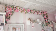 Guirnalda Floral Romántica – Composición Completa Decorativa