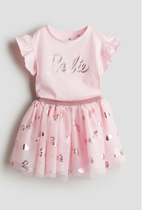 Conjunto remera y pollera Barbie