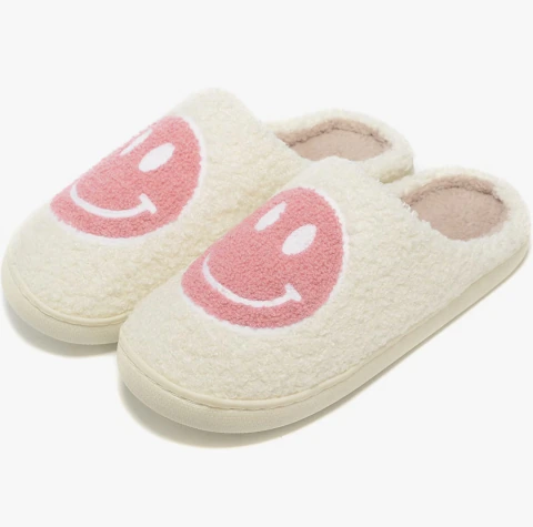 Pantuflas smile amarilla fondo bco en internet