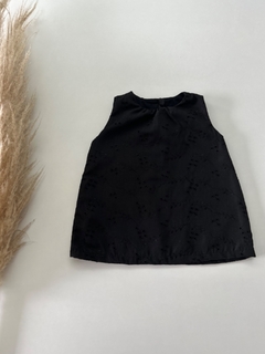 Vestido em laise preto,produzido em tecido 100% algodão.
Ideal para os dias de calor, na entrega de presentes, nascimento,chá revelação surpreender a amiga gestante.
Compre online ou presencial.