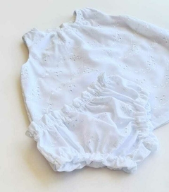 Vestido em laise preto,produzido em tecido 100% algodão.
Ideal para os dias de calor, na entrega de presentes, nascimento,chá revelação surpreender a amiga gestante.
Compre online ou presencial.