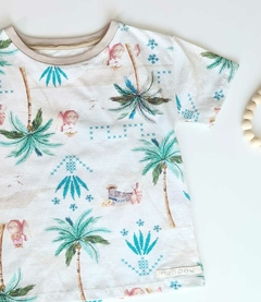 Camiseta  em algodão com estampa coqueiro, praia,mar e conforto.