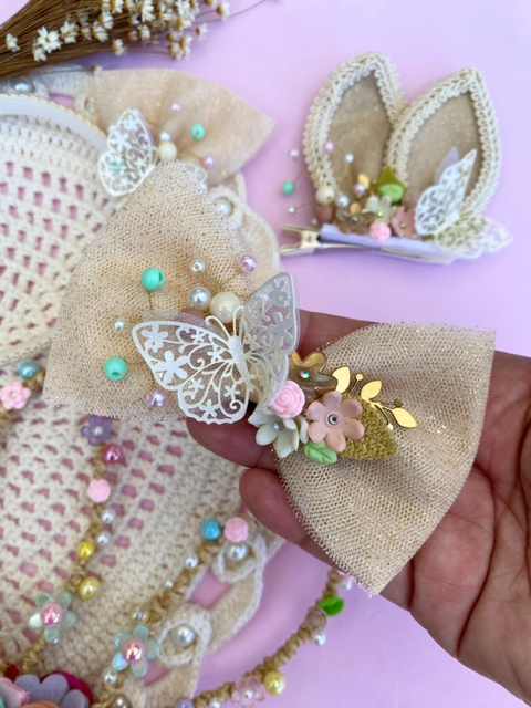 Laço tule coleção Páscoa bordado floral