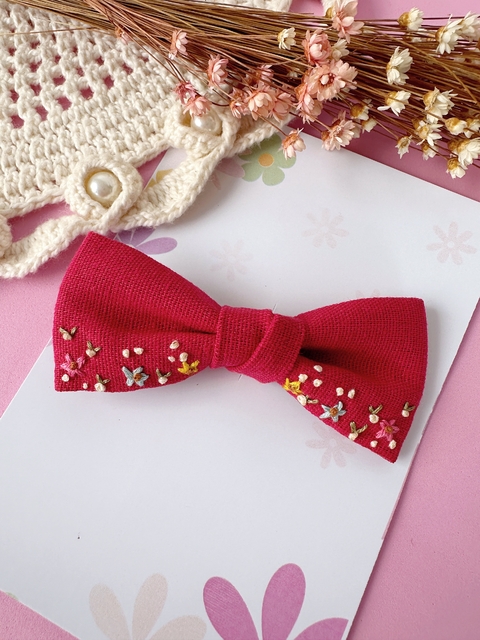 Laço linho bordado pink