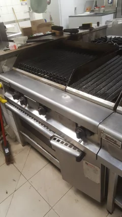 RESTO en LUGANO + ANEXO TIENDA YPF - REMATE GASTRONOMICO EL MIERCOLES 27/11/2019 en internet