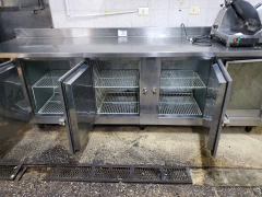 RESTO & PIZZERIA – MAQUINAS y MOBILIARIO – REMATE EL LUNES 20/04/26 a las 15 hs en internet
