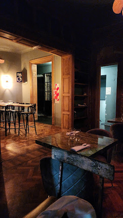 BAR de VINOS – RESTO & DECO – REMATE EL MARTES 4/6/24 - comprar online