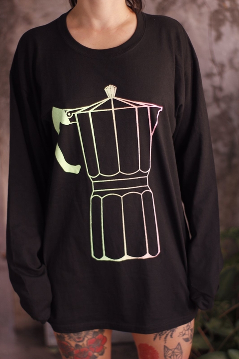 REMERA MANGA LARGA "Cafetera Italiana"