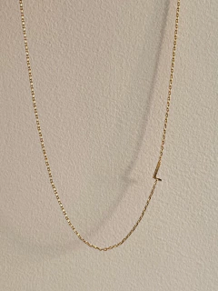 Imagem do Colar Letra Delicada Personalizado Dourado