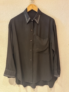 Camisa Tachas en internet
