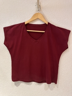Remera V - MOOD