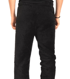 Pantalón negro en internet