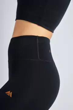 Calza Larga Classic Black Line en internet