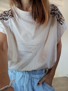 Remera Nairobi - comprar online