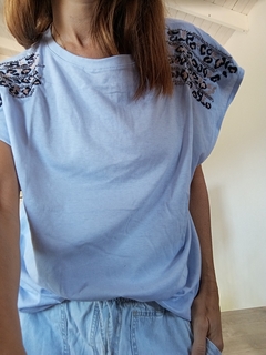 Remera Nairobi - Maggie A