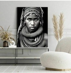 Retrato Étnico - Fotografía en Blanco y Negro de Cultura Tribal #6 - comprar online