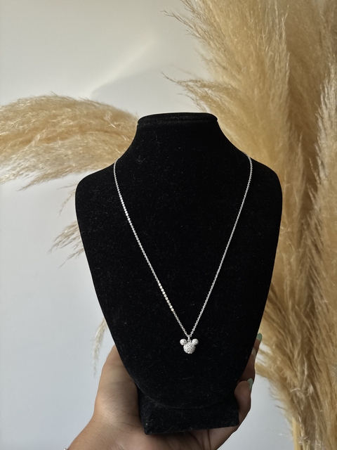 Conjunto Orejitas Disney Con Cubic de acero quirúrgico blanco - comprar online