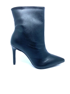 Bota LIA Clássica. - comprar online