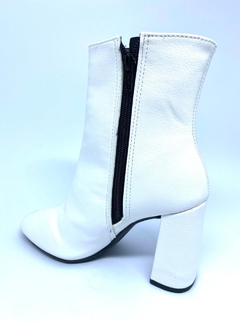 Bota Cally BRANCA - Insanas e Santas Shoes