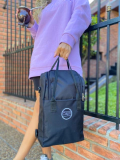 MOCHILA MATERA NEGRA - capri accesorios