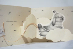 Bajo tu manto * Melanie Alban - Volcán Ediciones
