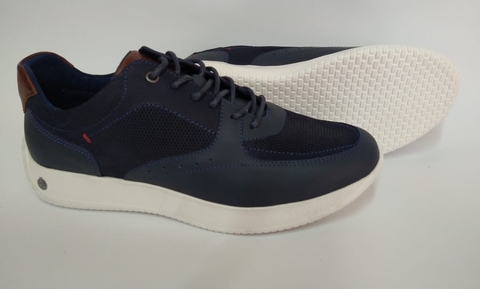 TENIS EN CUERO AZUL