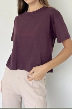 REMERA QUITO (MH6049) en internet