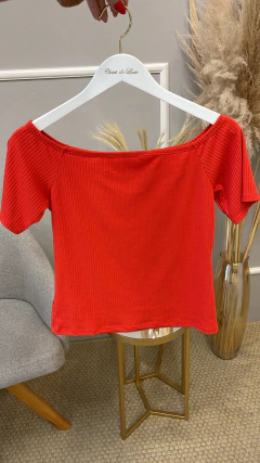Blusa Infinitto canelada vermelha P