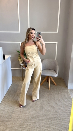 Blusa alfaiataria det botões bege - loja online