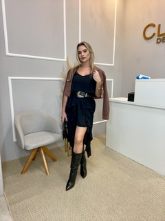 Vestido babados crepe preto