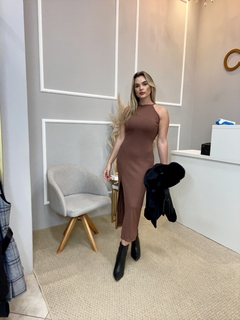 Vestido canelado marrom P na internet