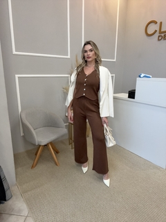 Conjunto colete e calça modal marrom U - comprar online