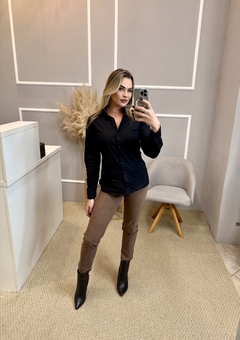Camisa tricoline preta