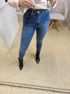 Calça skinny jeans Lívia 38