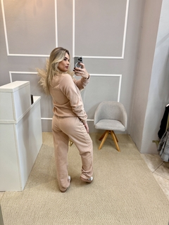 Blusa fleece bege M na internet