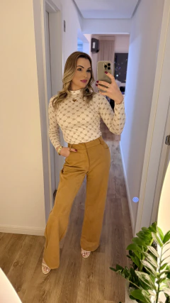 Calça wide suede Gatabakana M