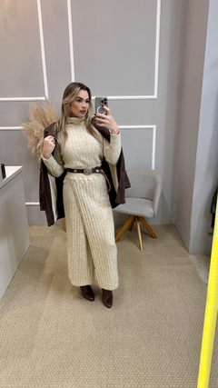 Imagem do Blusa tricot mousse gola bege M
