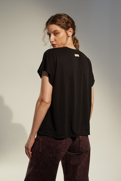 REMERA QUILLEN - comprar online