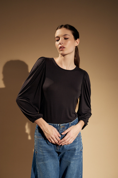 REMERA CUMBAL