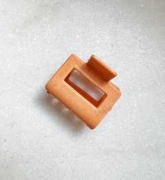 Presilha quadrada laranja