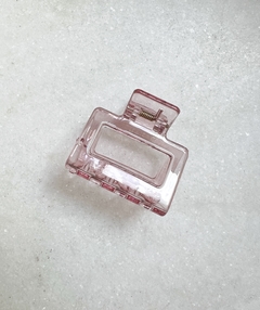 Presilha quadrada transparente rosa